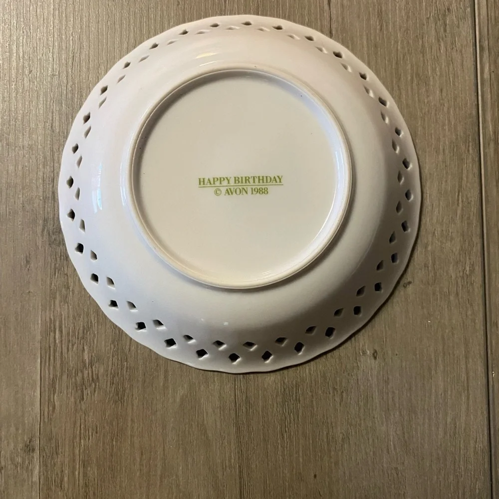 Vintage 1988 Avon Month of June Happy Birthday Trinket/Jewelry/Display Dish EUC